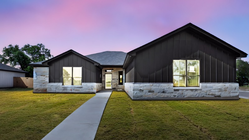 1721 Paint Horse Trail 