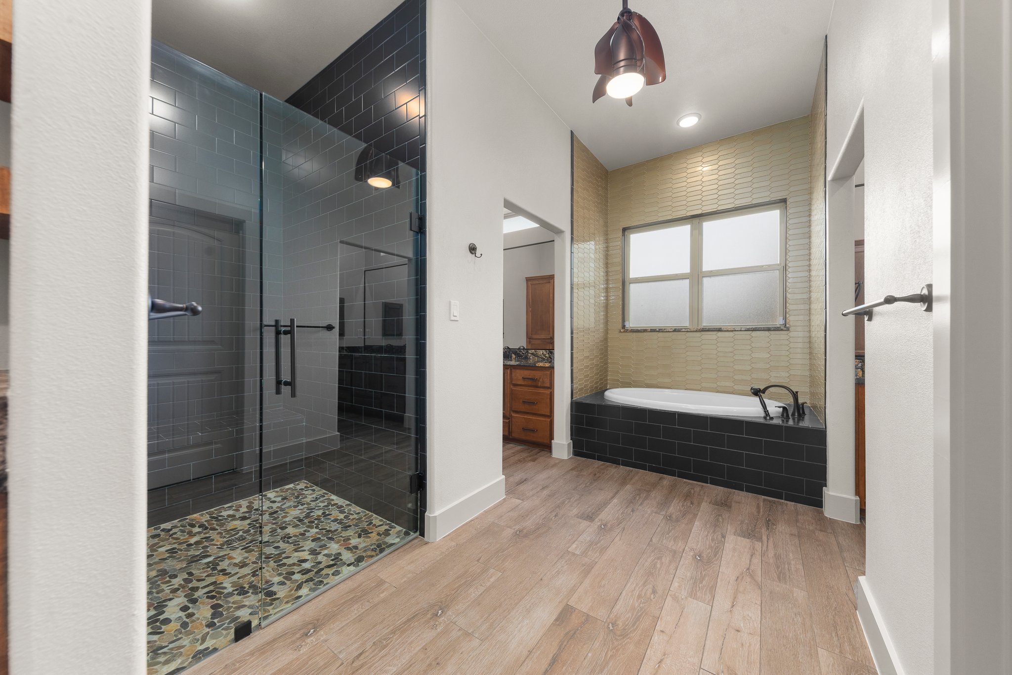 Primary Tub