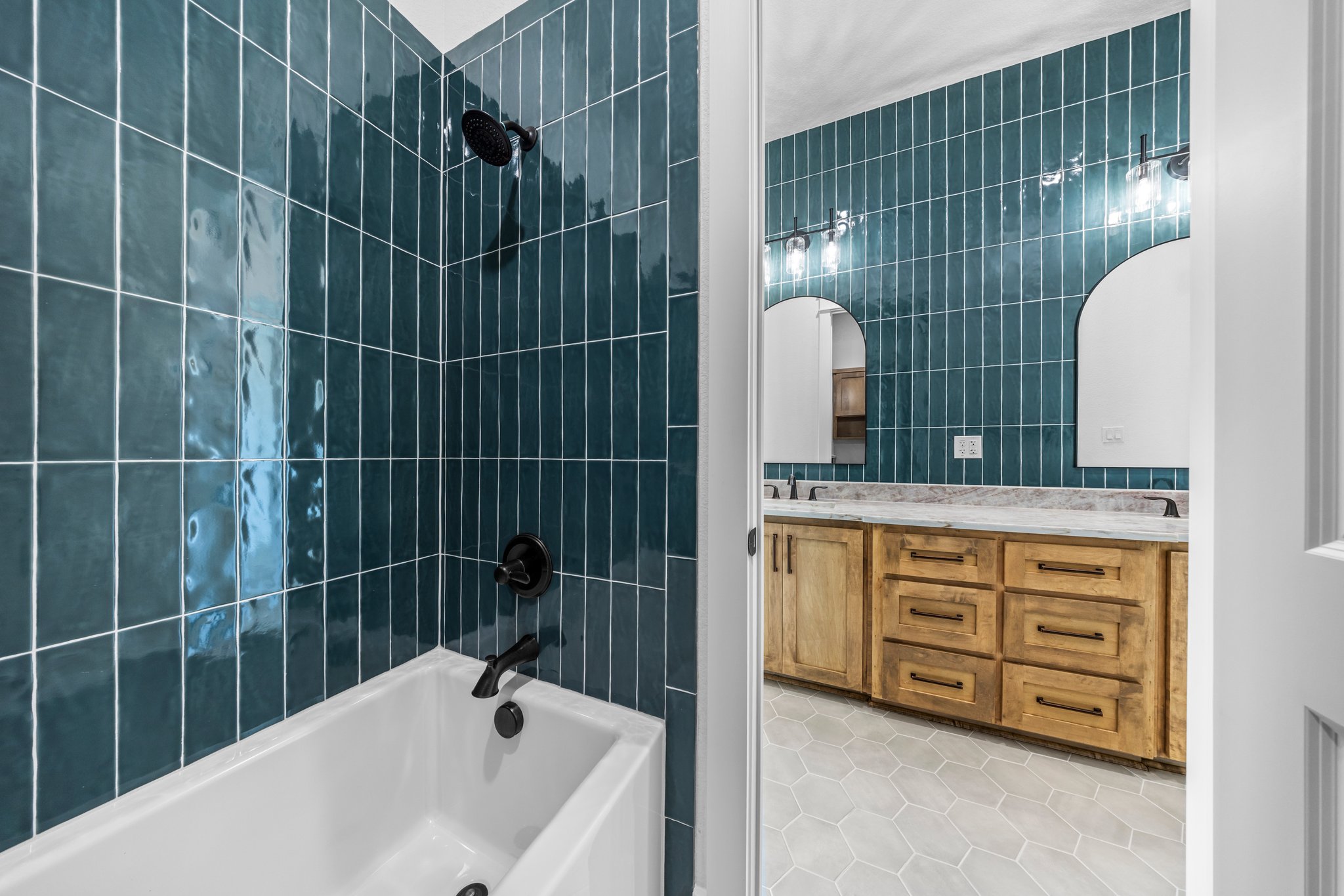 Jack and Jill Tub